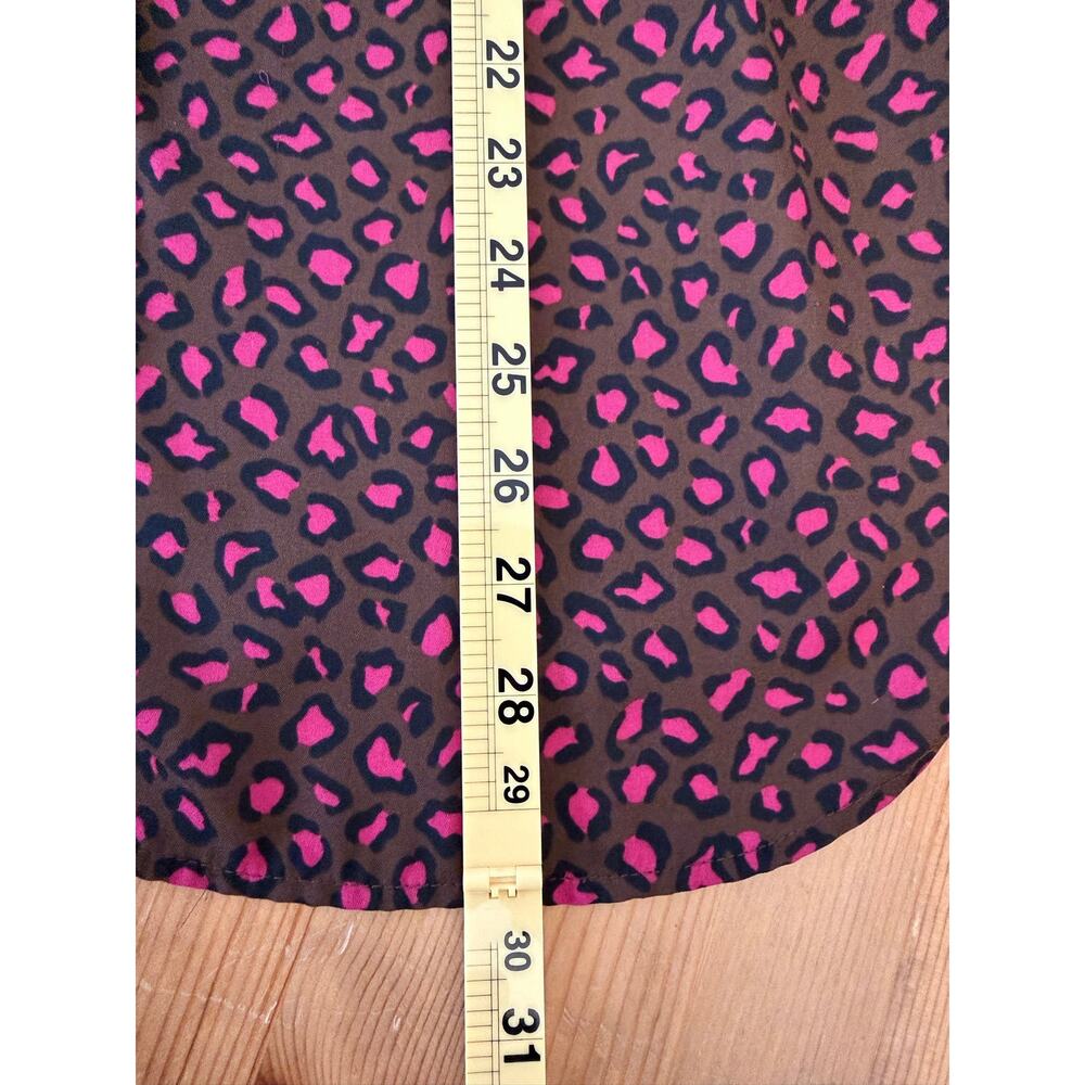 Banana Republic Dillon Button Up Leopard Print Workwear Blouse Size Small - Picture 9 of 9